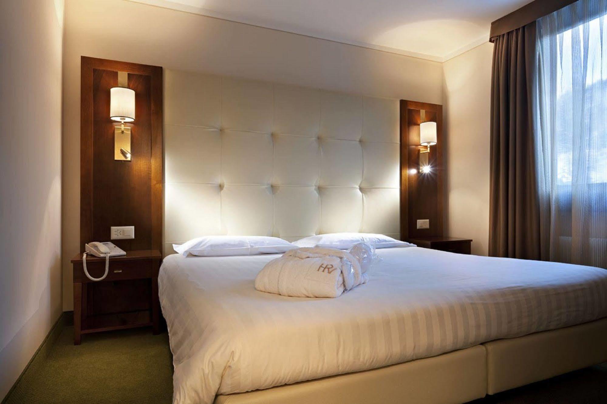 Reine Victoria Hotel 4*